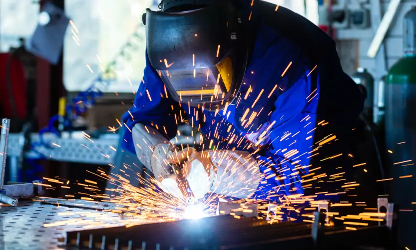 Welder using a welding table